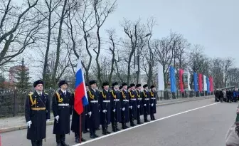 vpk_utes_memorial_den_geroev_parad